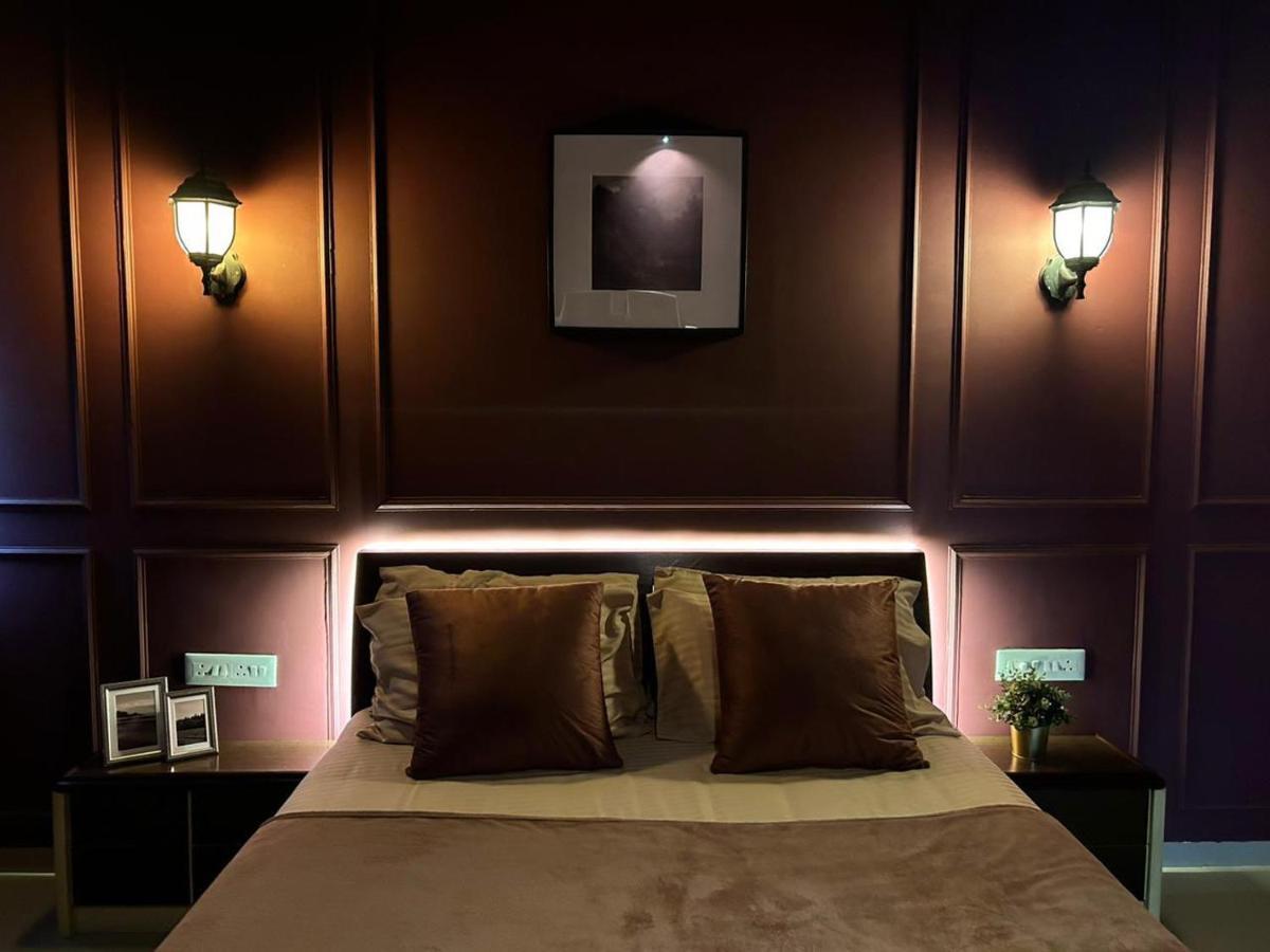 Tranquil : 3Bhk Spacious Villa In Gold Valley ロナバラ エクステリア 写真