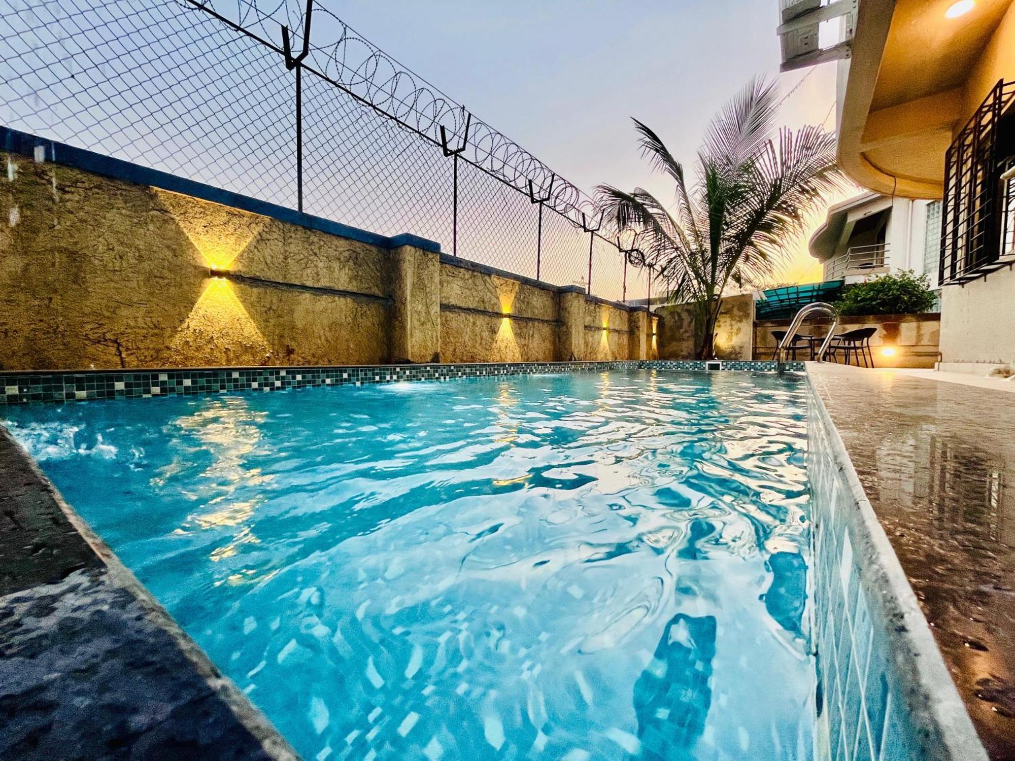 Tranquil : 3Bhk Spacious Villa In Gold Valley ロナバラ エクステリア 写真
