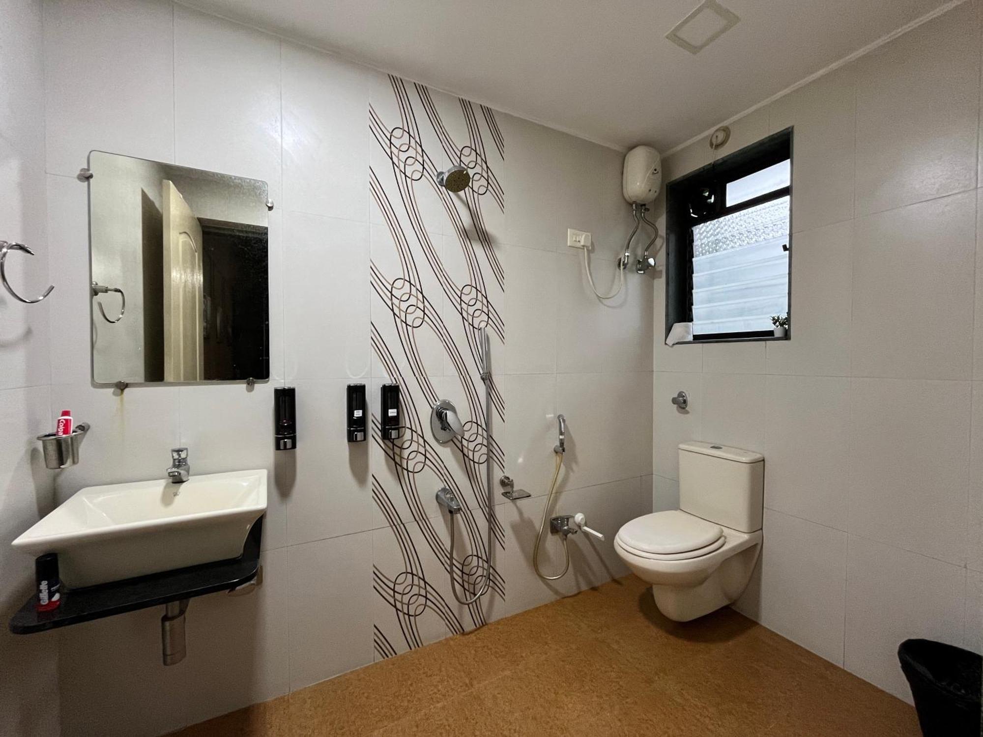 Tranquil : 3Bhk Spacious Villa In Gold Valley ロナバラ エクステリア 写真